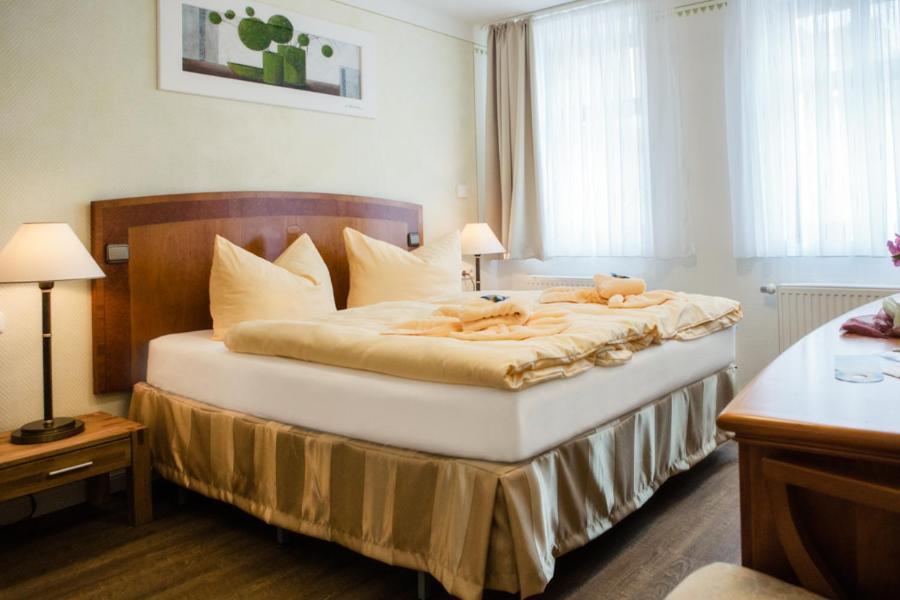 Schulzens Brauerei & Hotel Tangermuende Ngoại thất bức ảnh